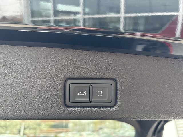 2026 Audi Q5 2.0T Premium Plus quattro