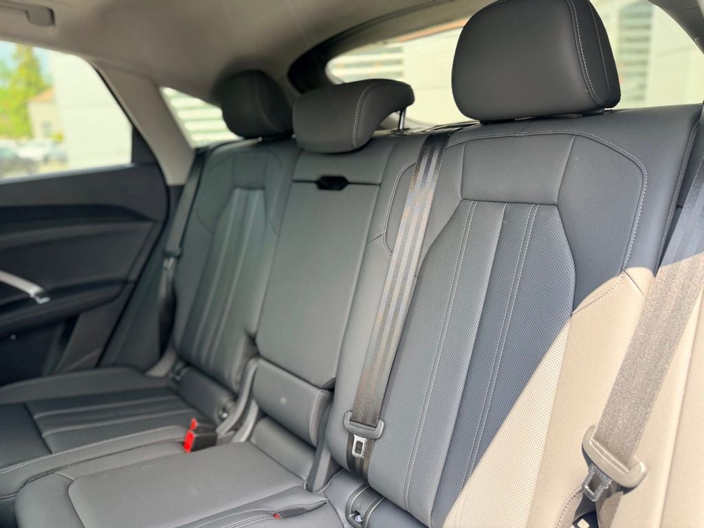 2025 Audi Q5 Sportback 2.0T Premium Plus quattro