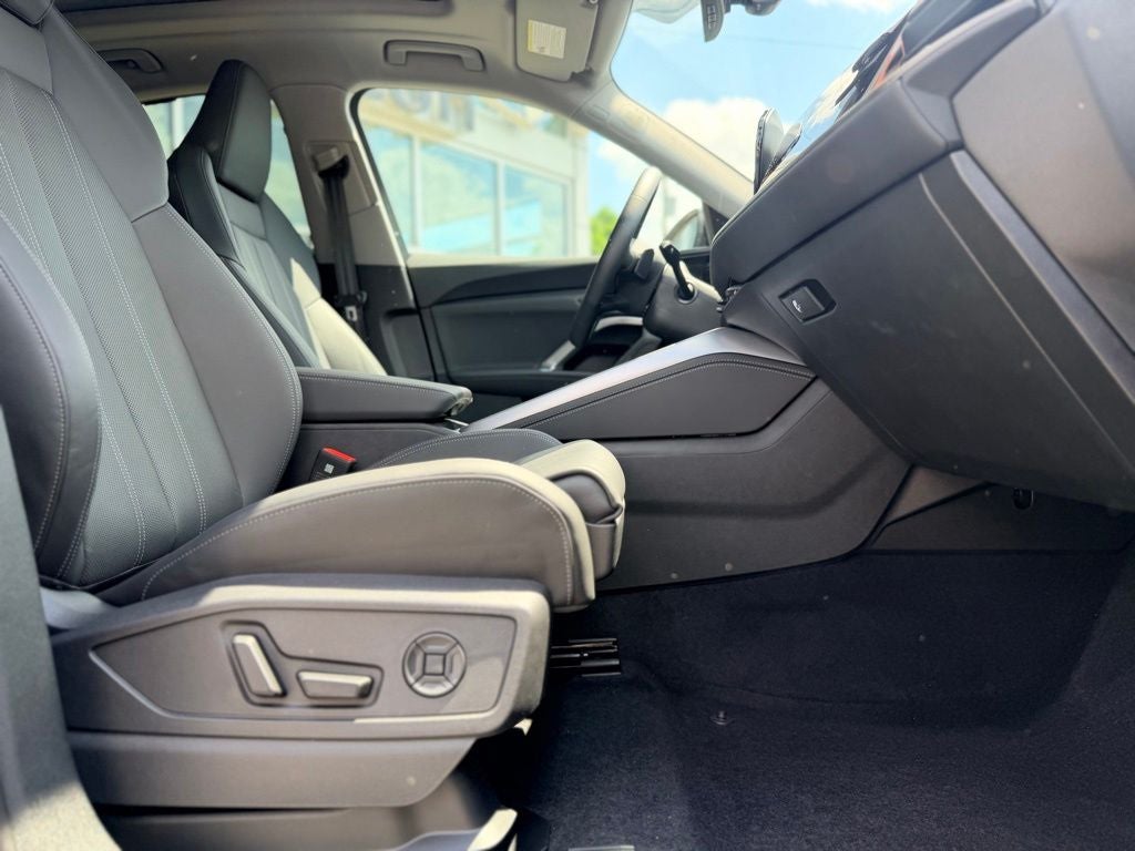 2025 Audi Q5 Sportback 2.0T Premium Plus quattro