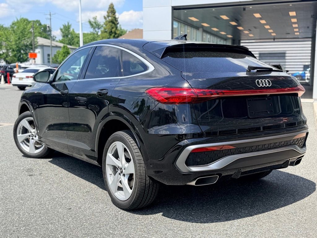 2025 Audi Q5 Sportback 2.0T Premium Plus quattro