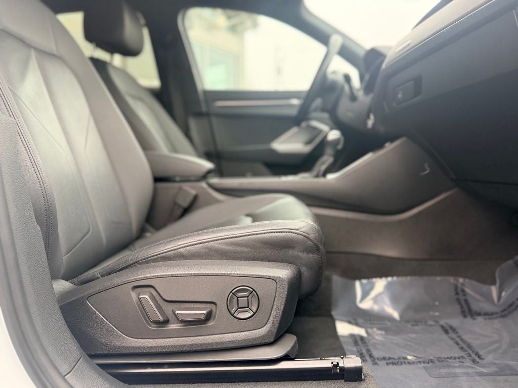 2020 Audi Q3 Premium Plus S line quattro