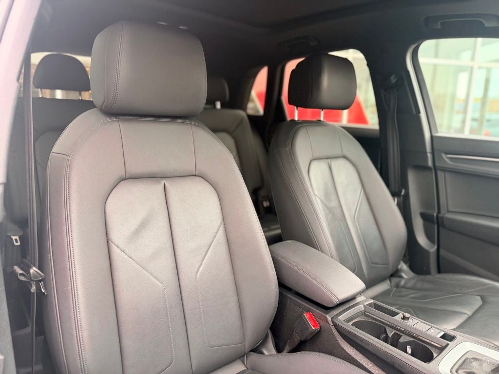 2020 Audi Q3 Premium Plus S line quattro