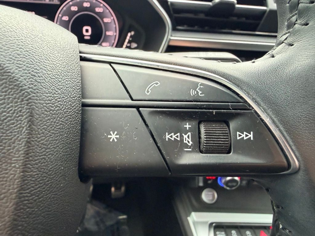 2020 Audi Q3 Premium Plus S line quattro