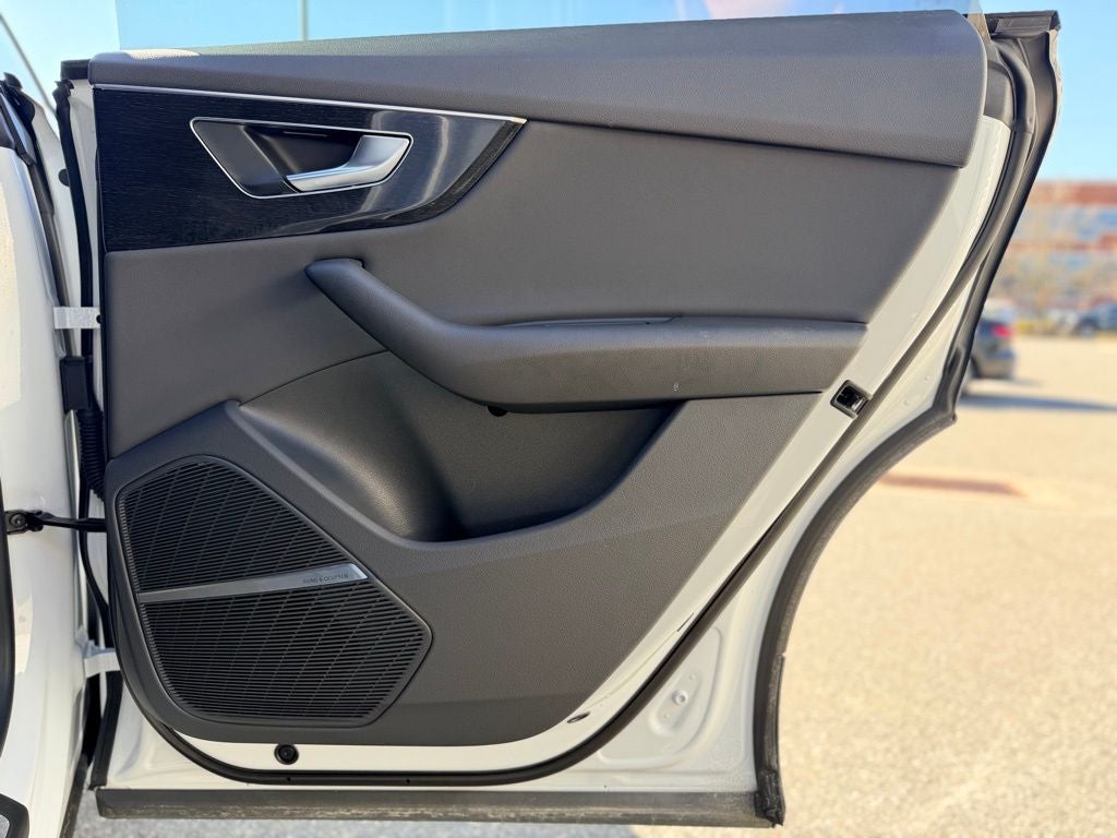 2021 Audi Q8 55 Premium Plus quattro