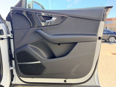2021 Audi Q8 55 Premium Plus quattro