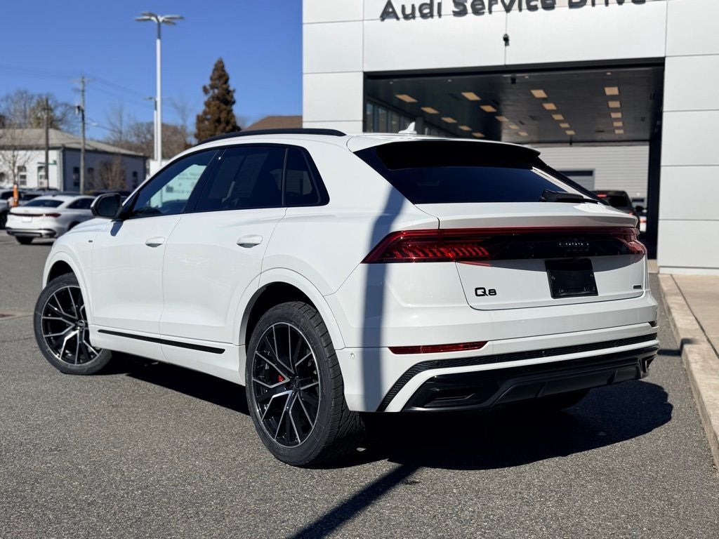 2021 Audi Q8 55 Premium Plus quattro