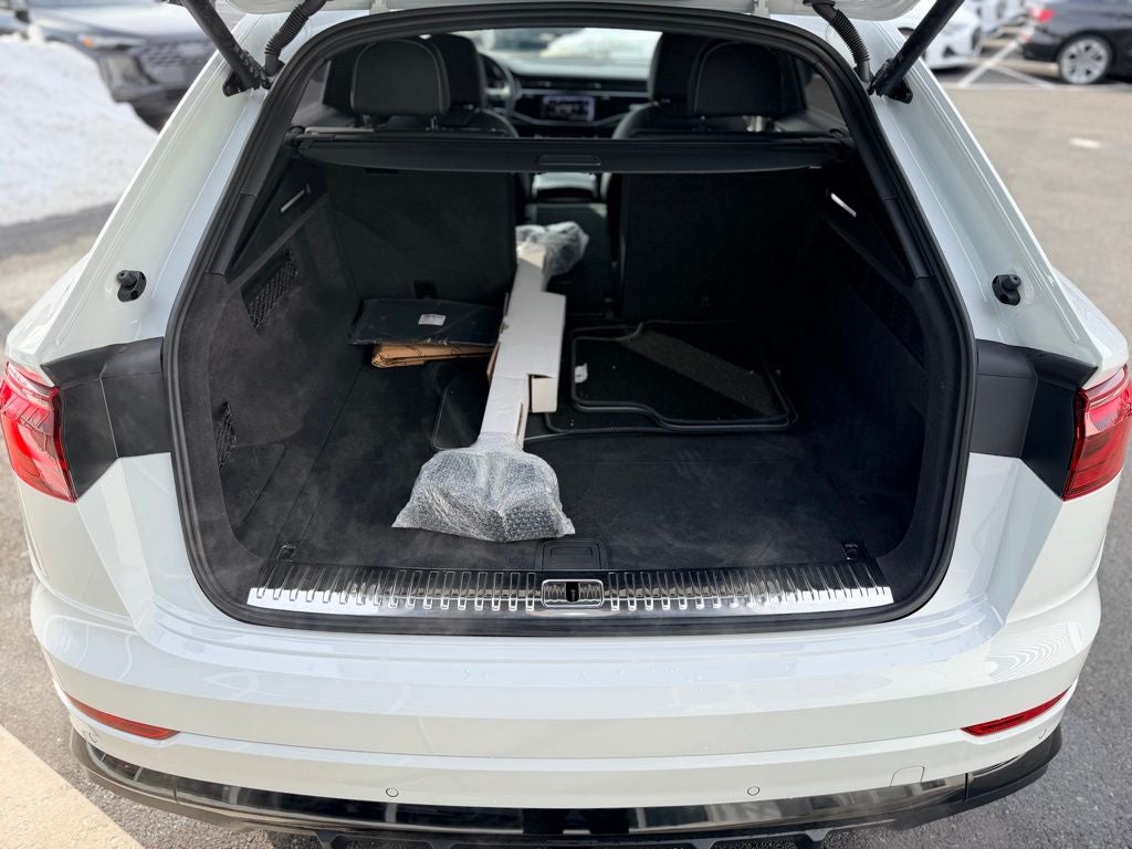 2025 Audi Q8 55 Premium Plus quattro