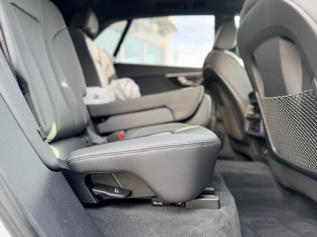 2025 Audi Q8 55 Premium Plus quattro