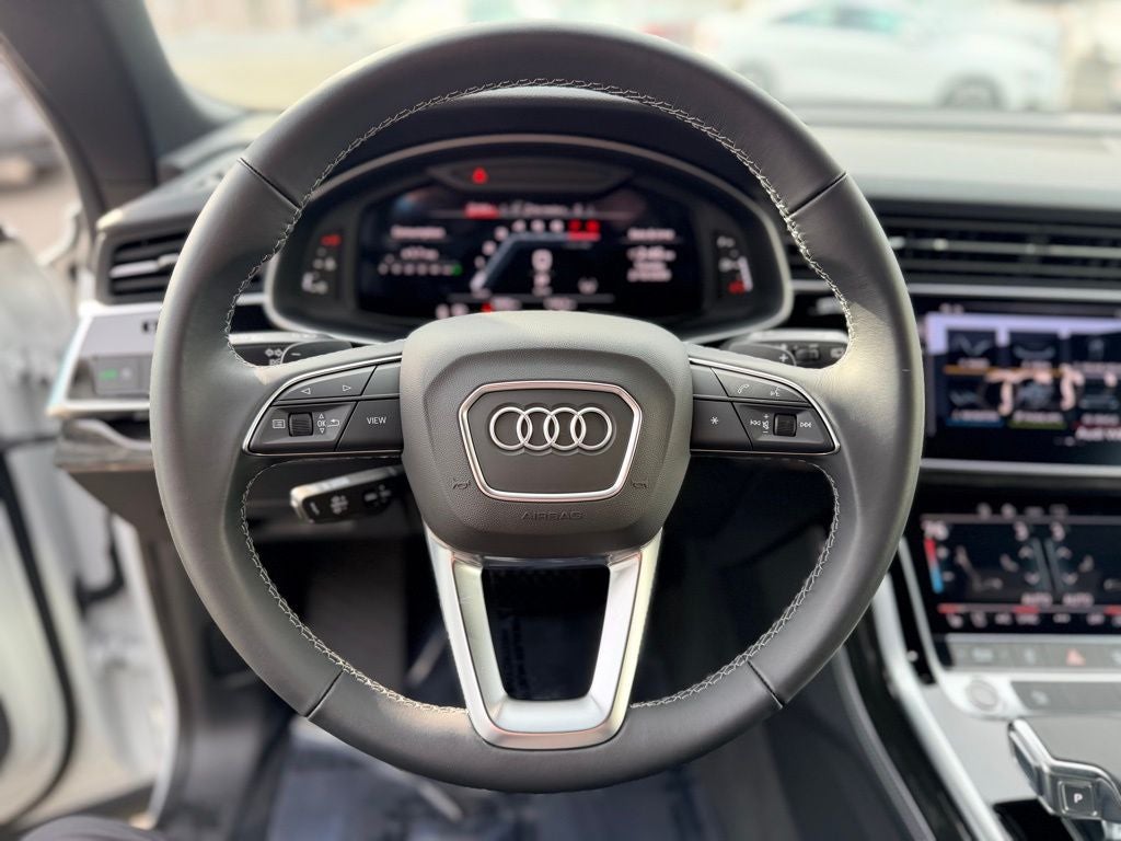 2025 Audi Q8 55 Premium Plus quattro