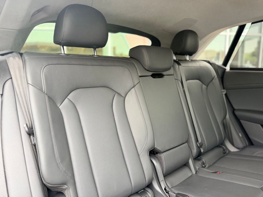 2023 Audi Q8 55 Prestige quattro