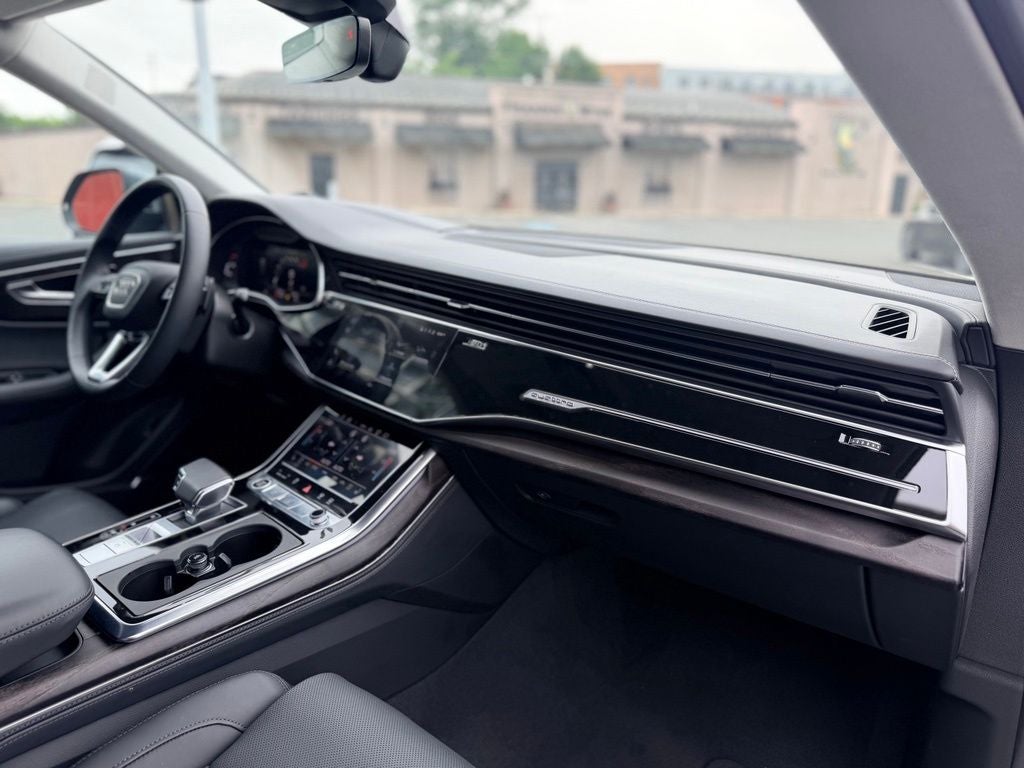 2023 Audi Q8 55 Prestige quattro