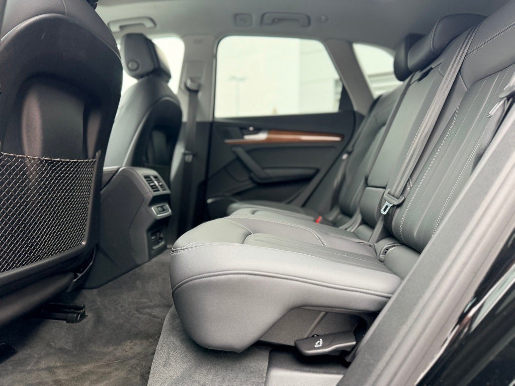 2023 Audi Q5 45 S line Premium quattro