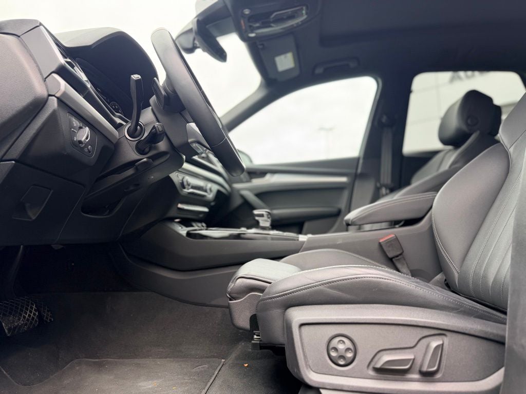 2025 Audi Q5 45 S line Premium quattro