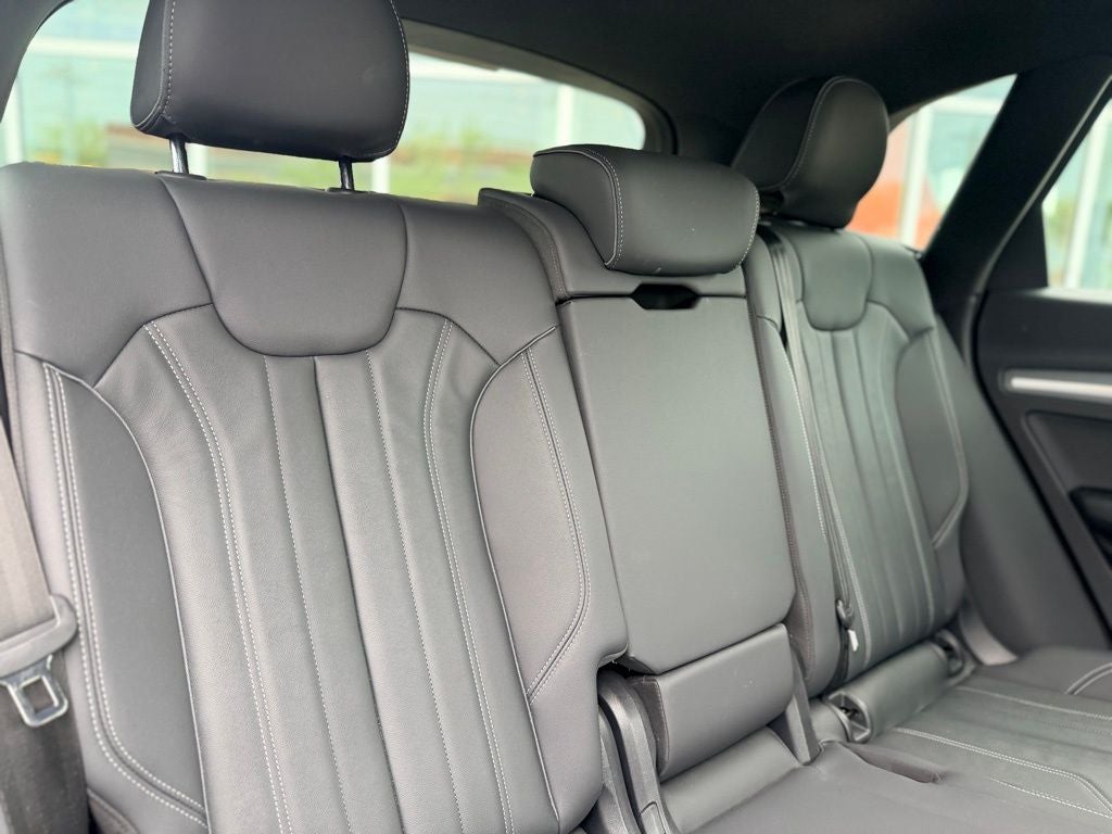 2025 Audi Q5 45 S line Premium quattro