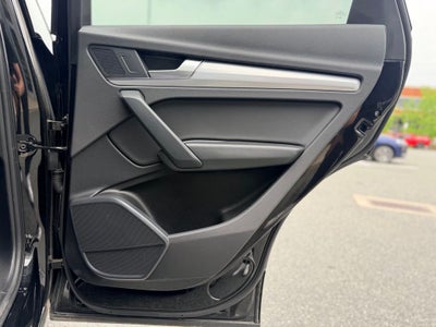 2025 Audi Q5 45 S line Premium quattro