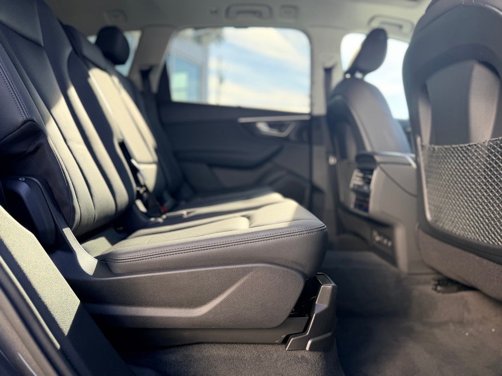 2023 Audi Q7 45 Premium Plus quattro