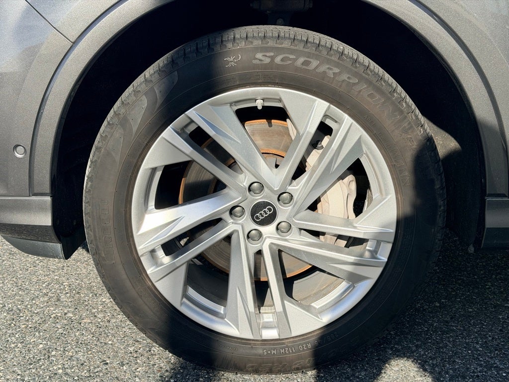 2023 Audi Q7 45 Premium Plus quattro