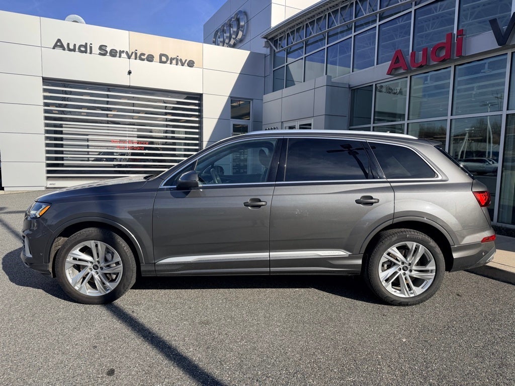 2023 Audi Q7 45 Premium Plus quattro