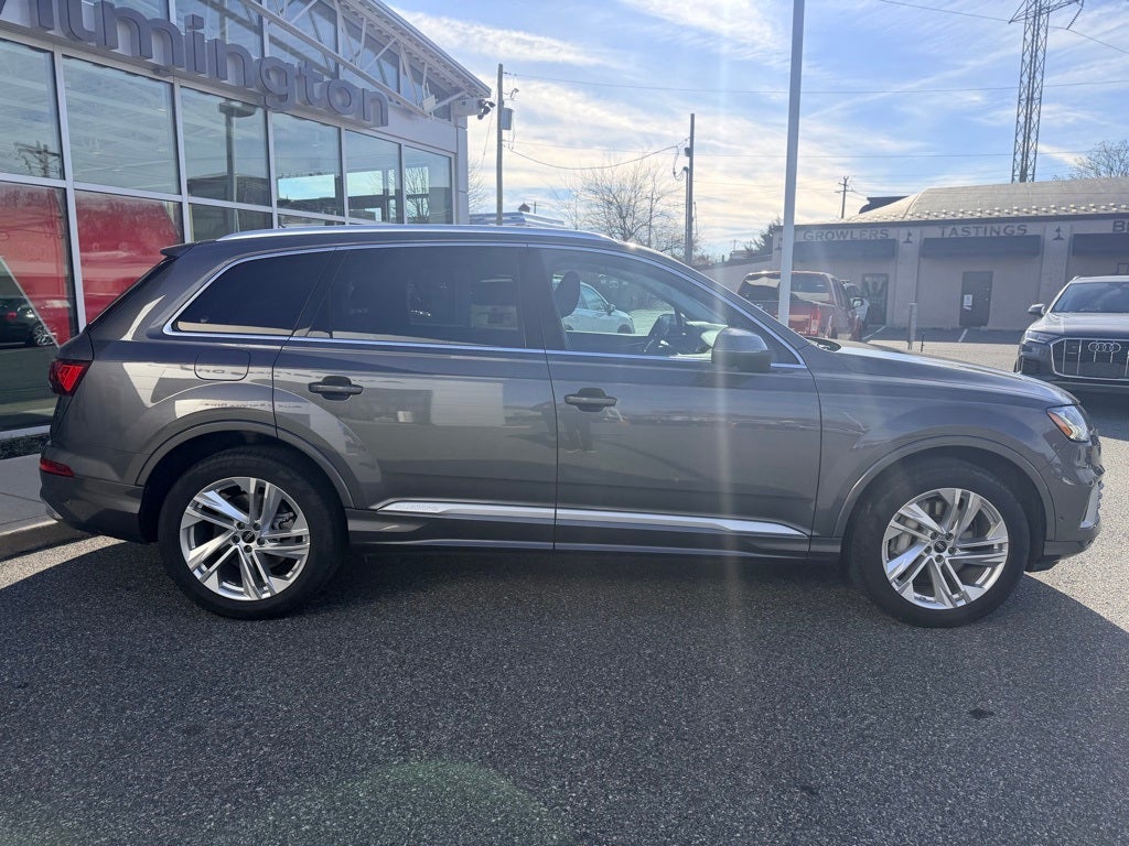 2023 Audi Q7 45 Premium Plus quattro