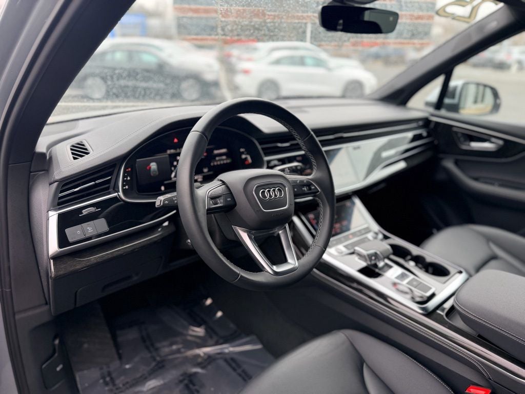 2025 Audi Q7 55 Premium Plus quattro