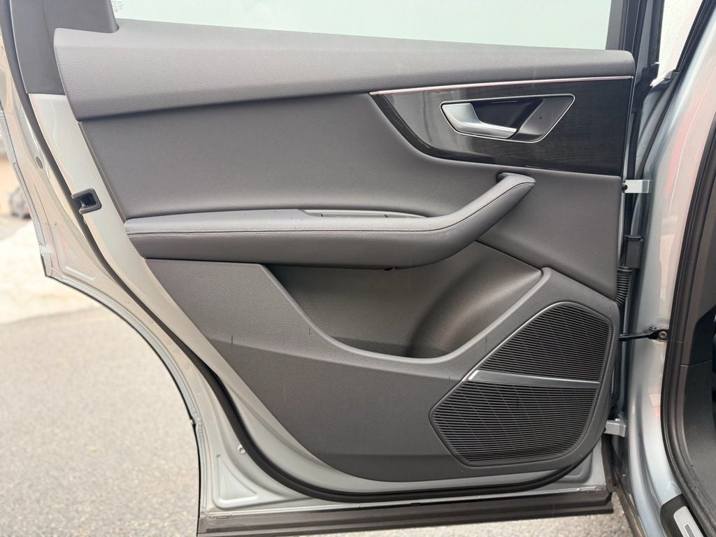 2025 Audi Q7 55 Premium Plus quattro