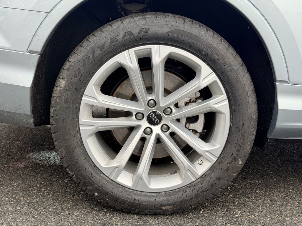 2025 Audi Q7 55 Premium Plus quattro