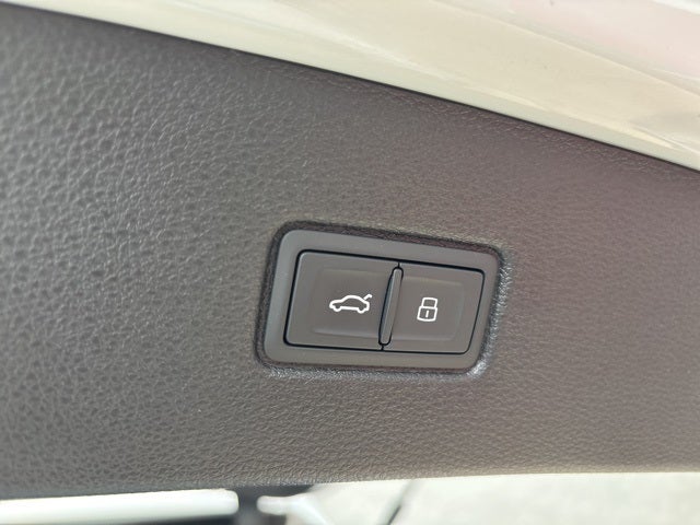 2025 Audi Q7 55 Premium Plus quattro