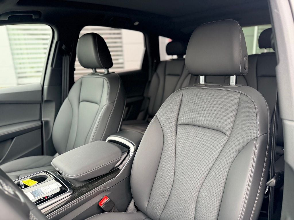 2025 Audi Q7 55 Premium Plus quattro