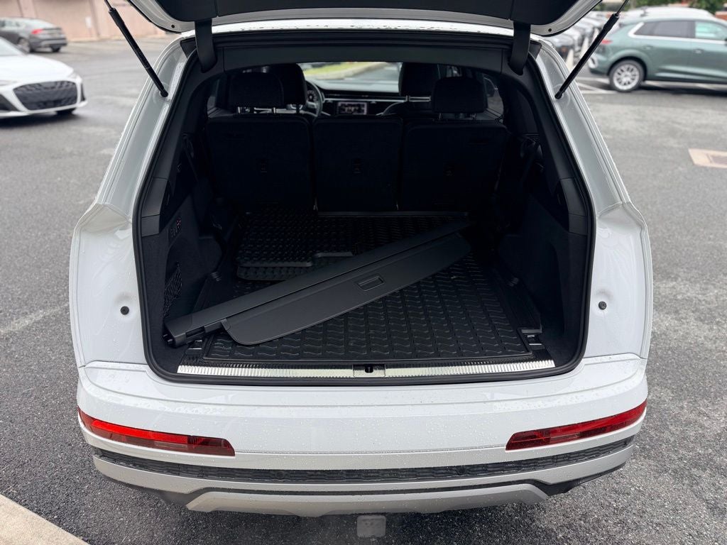 2025 Audi Q7 55 Premium Plus quattro