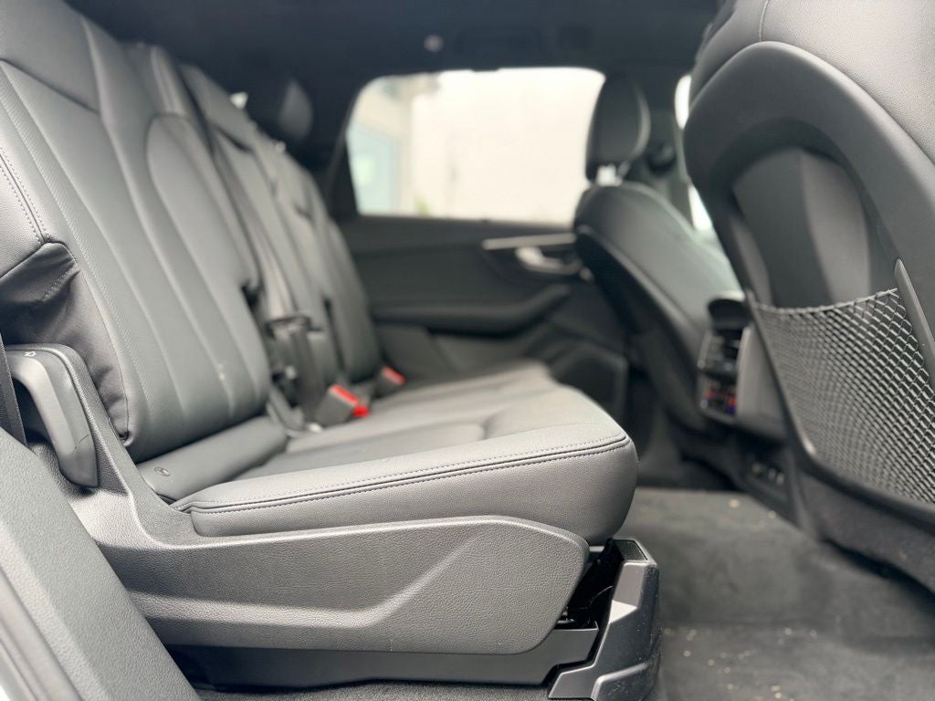 2025 Audi Q7 55 Premium Plus quattro