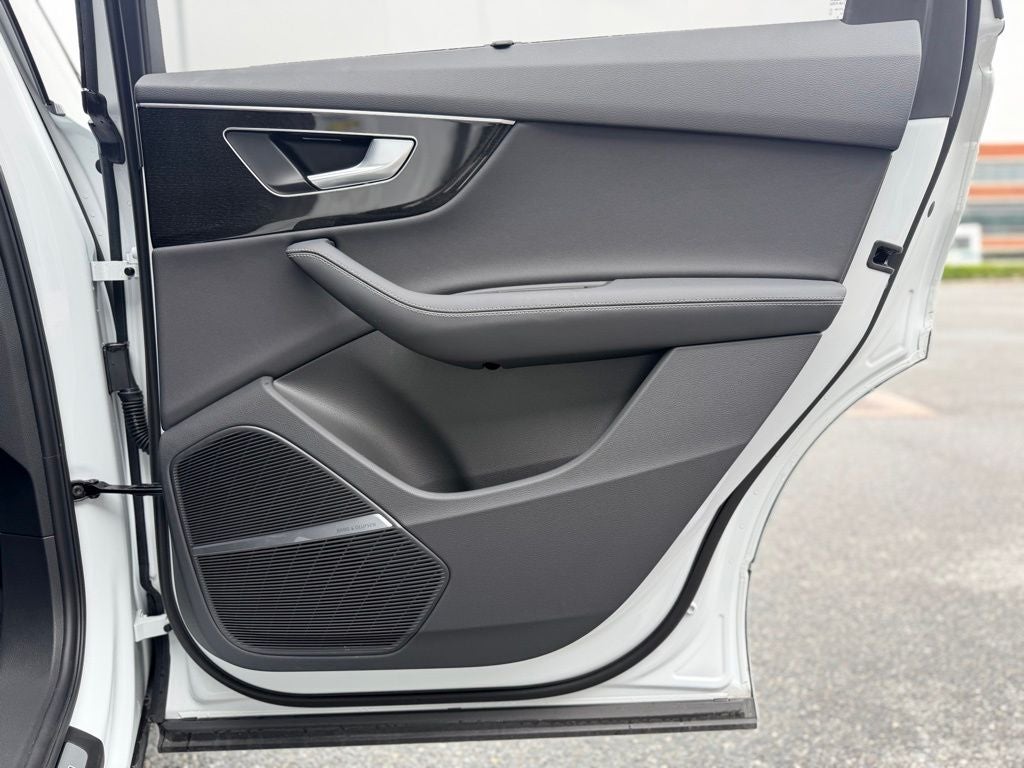 2025 Audi Q7 55 Premium Plus quattro