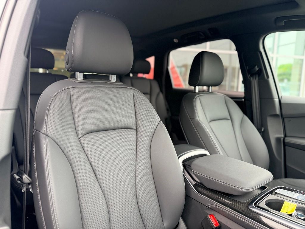 2025 Audi Q7 55 Premium Plus quattro