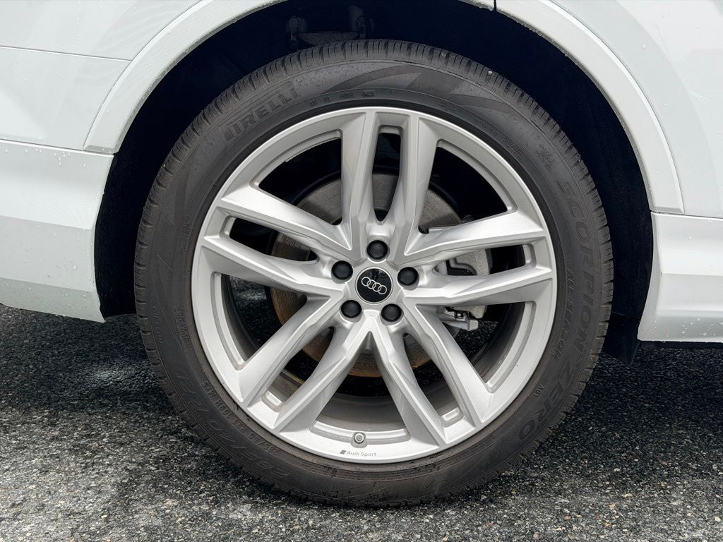 2025 Audi Q7 55 Premium Plus quattro
