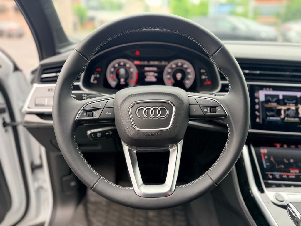 2025 Audi Q7 55 Premium Plus quattro