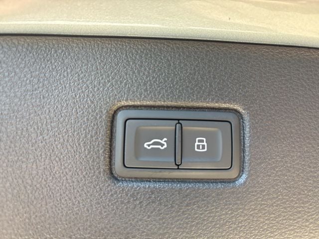 2026 Audi Q7 55 Premium Plus quattro