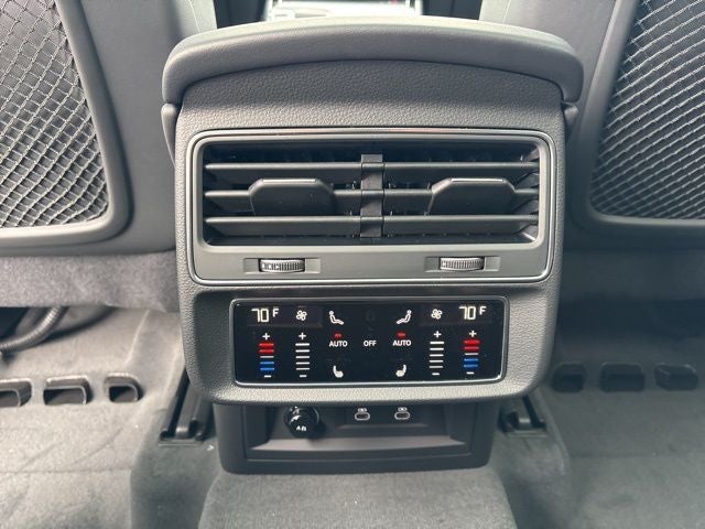 2026 Audi Q7 55 Premium Plus quattro