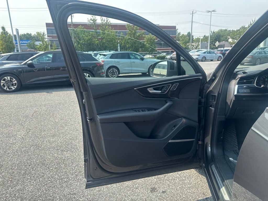 2022 Audi Q7 55 Premium Plus quattro