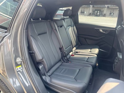 2022 Audi Q7 55 Premium Plus quattro