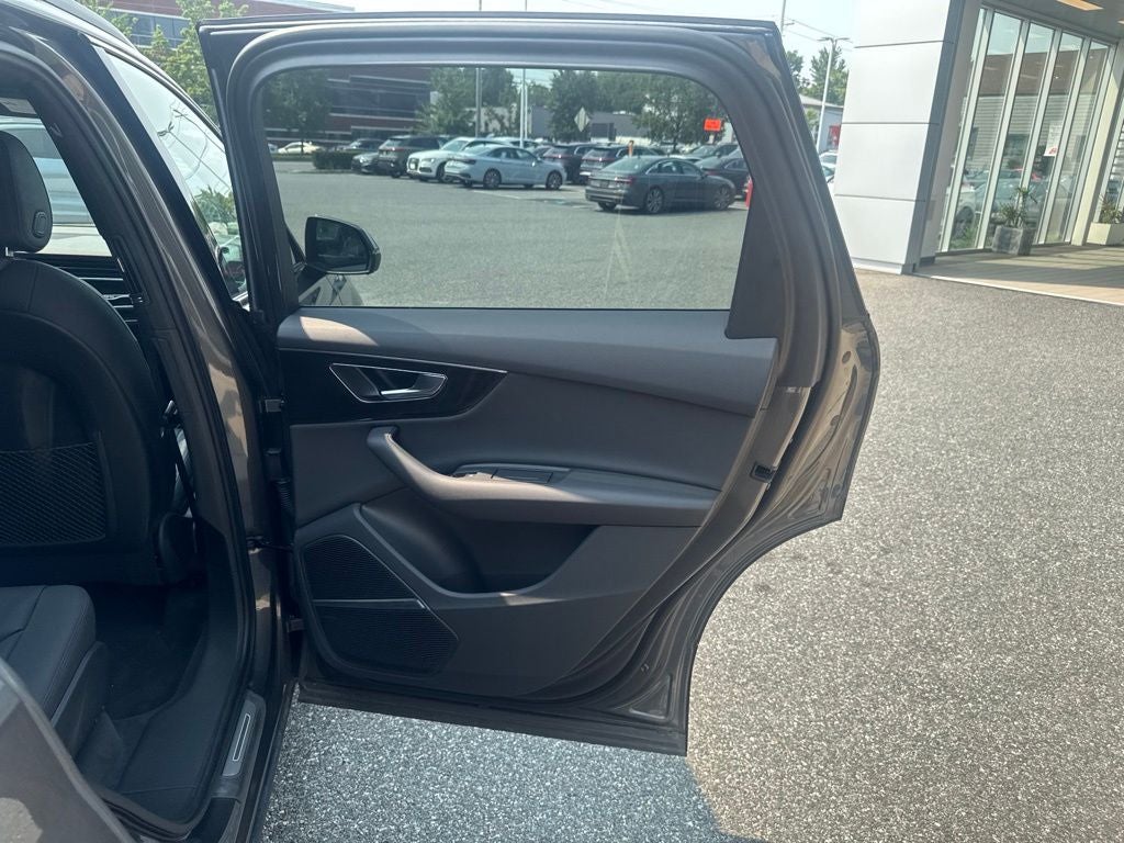 2022 Audi Q7 55 Premium Plus quattro
