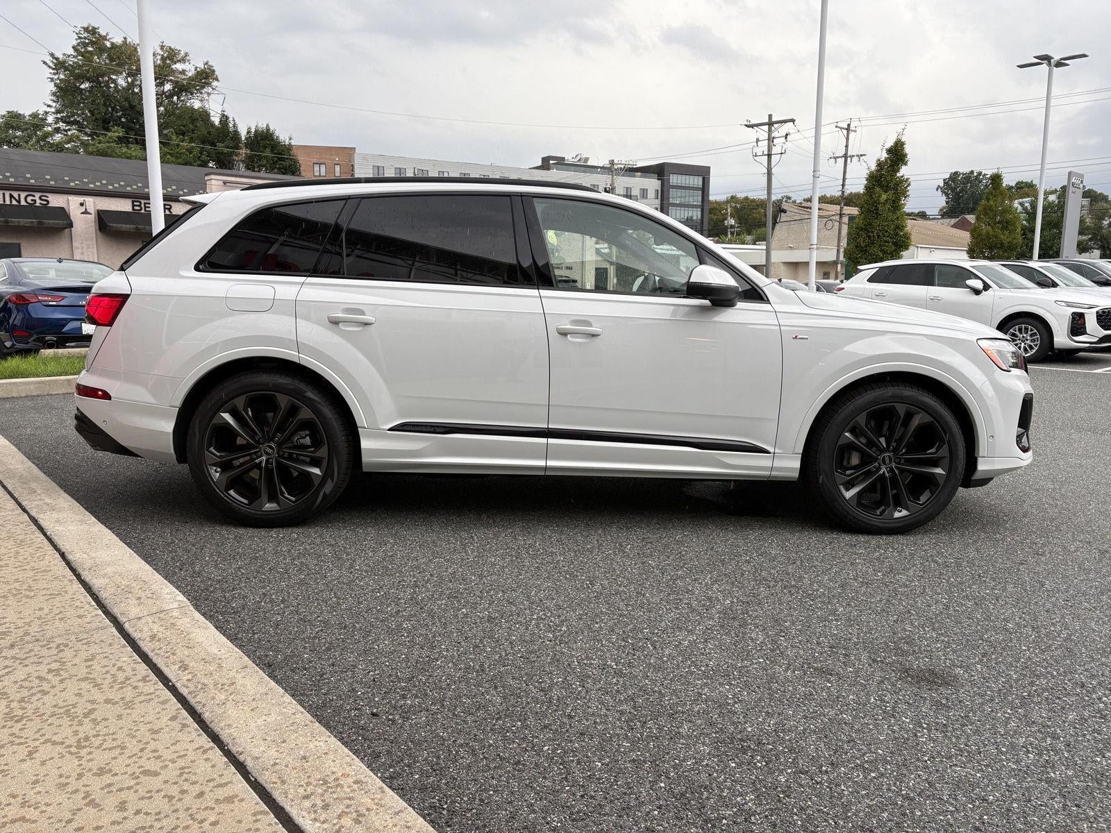 2026 Audi Q7 S line Premium Plus