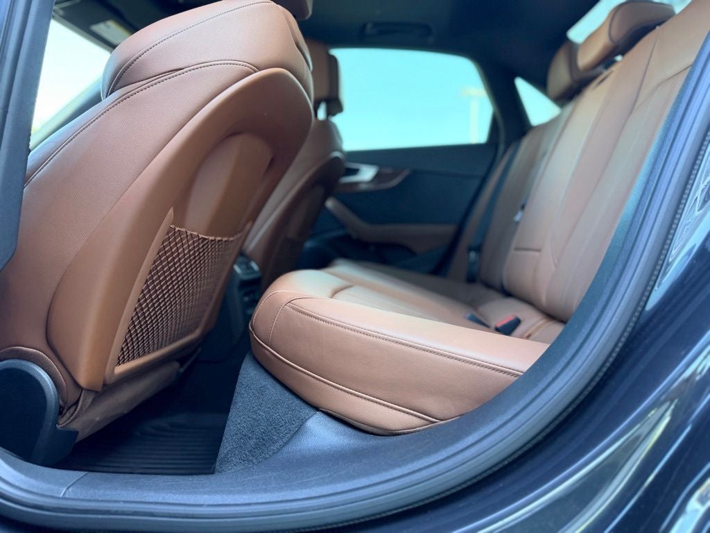 2021 Audi A4 40 Premium Plus quattro