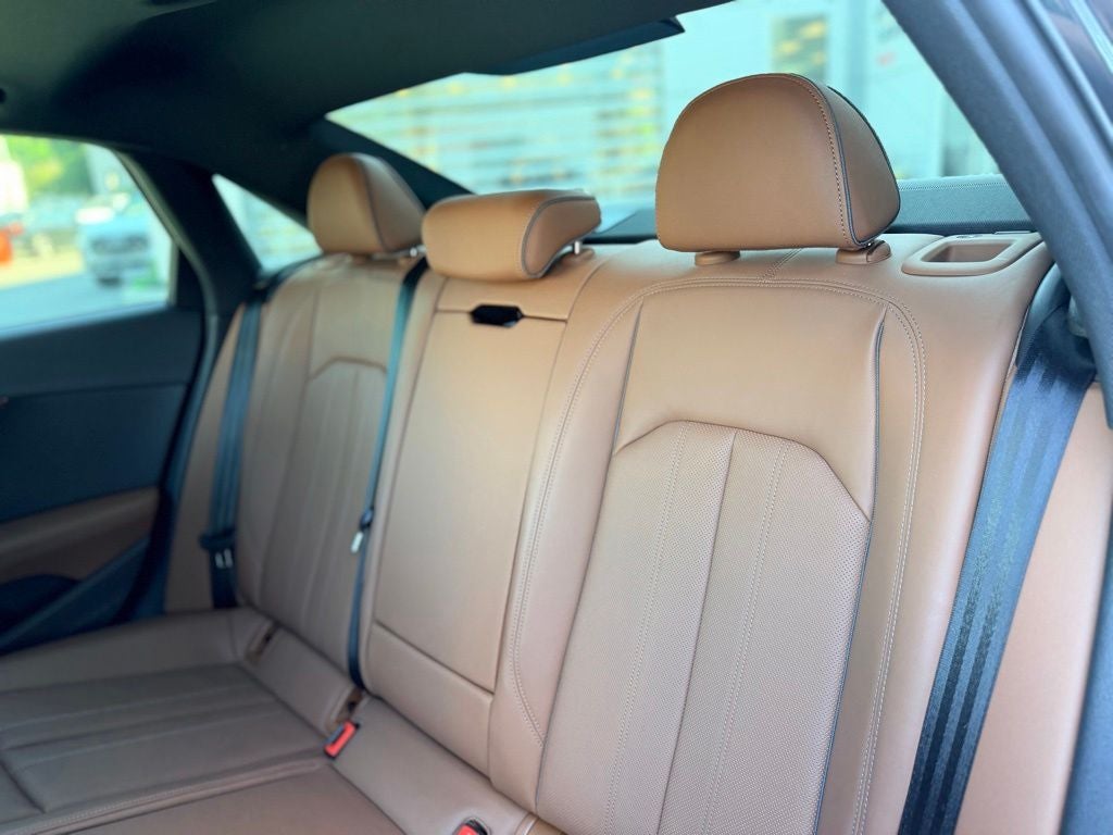 2021 Audi A4 40 Premium Plus quattro