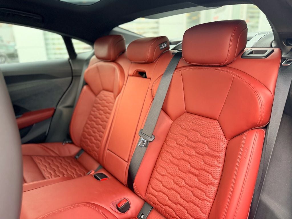 2023 Audi e-tron GT Premium Plus quattro