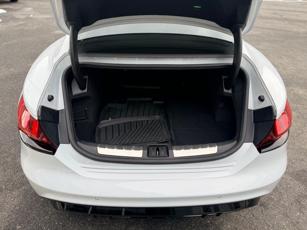 2023 Audi e-tron GT Premium Plus quattro