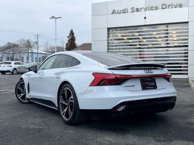 2023 Audi e-tron GT Premium Plus quattro