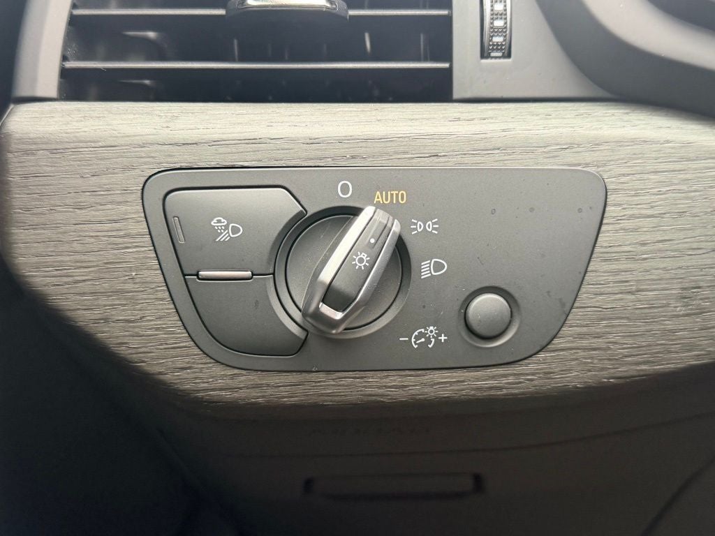 2023 Audi A5 Sportback 45 S line Premium quattro