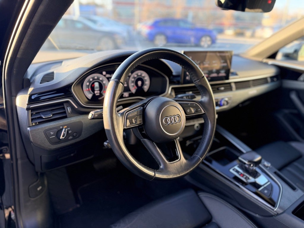 2022 Audi A4 45 S line Premium Plus quattro