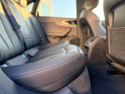 2022 Audi A4 45 S line Premium Plus quattro