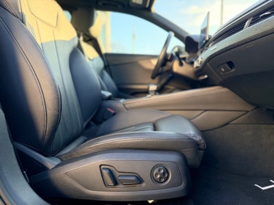 2022 Audi A4 45 S line Premium Plus quattro