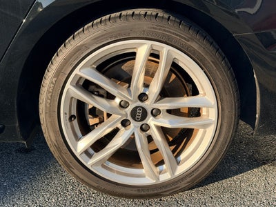 2022 Audi A4 45 S line Premium Plus quattro